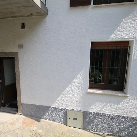 La Casa Dei Pittori By Interhome Musignano (Lombardy)