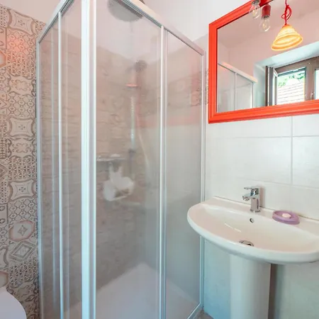 La Casa Dei Pittori By Interhome Musignano (Lombardy)